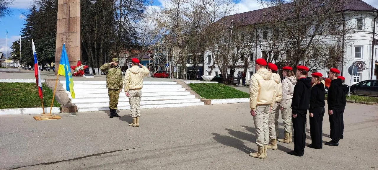 Городской смотр Почетных нарядов на Посту №1