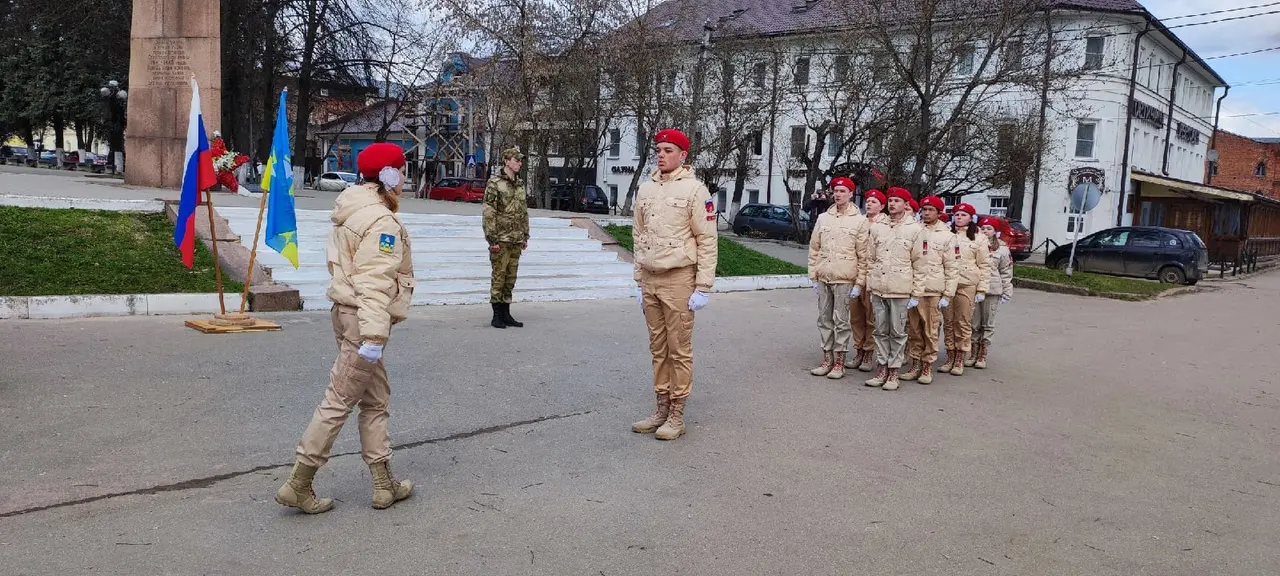 Городской смотр Почетных нарядов на Посту №1