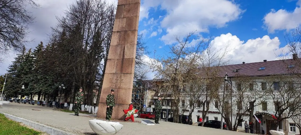 Городской смотр Почетных нарядов на Посту №1